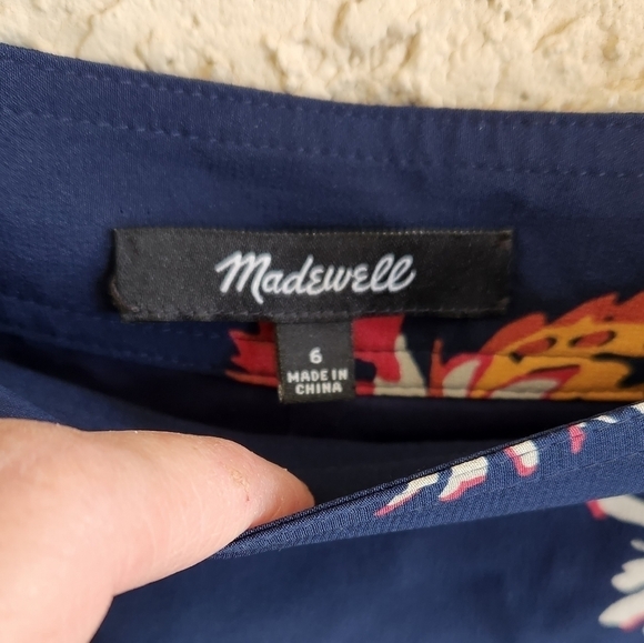 MADEWELL Silk Side-Button Skirt‎ in Cactus Flower - Picture 4 of 5